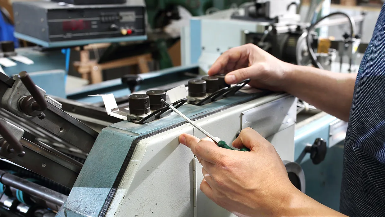 機械メンテナンスサービス